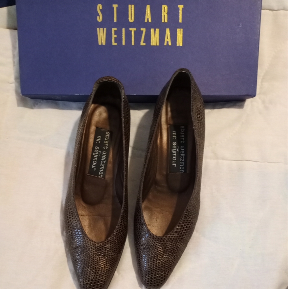 Stuart Weitzman Brown Textured Leather Pumps